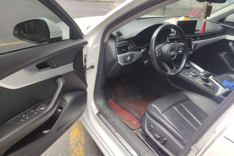 Used Audi A4L 2018 30th Anniversary Edition 40 TFSI Fashion Model Driver Seat