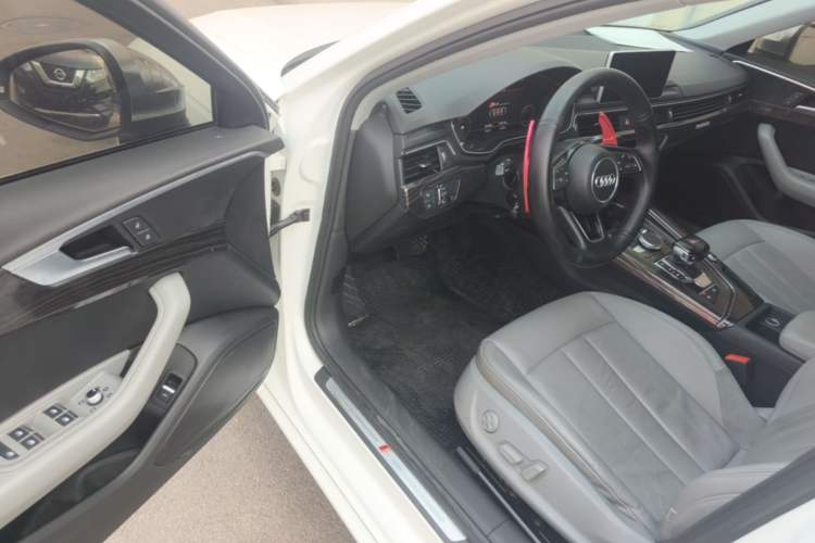 Used Audi A4L 2018 30th Anniversary Edition 40 TFSI Fashion Model Driver Seat