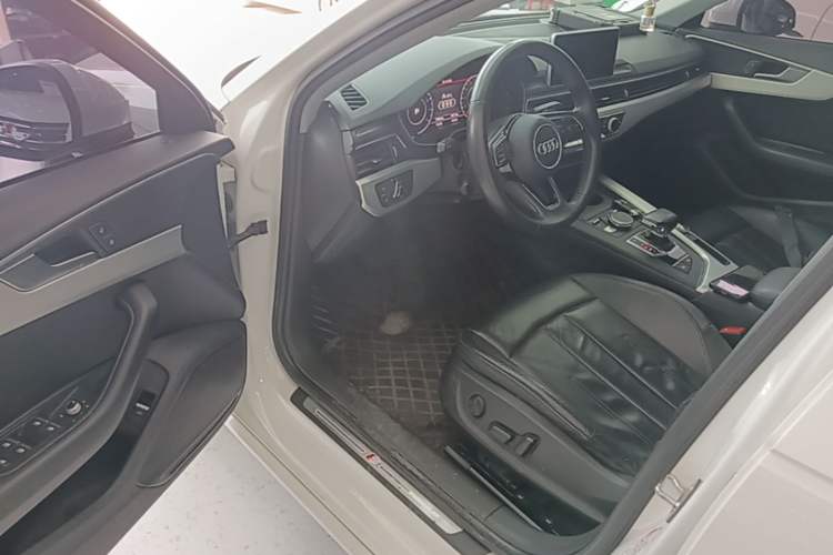 Used Audi A4L 2018 30th Anniversary Edition 40 TFSI Fashion Model Driver Seat