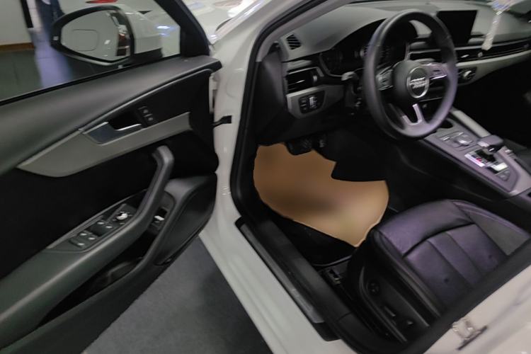 Used Audi A4L 2018 30th Anniversary Edition 40 TFSI Trendy Model Driver Seat
