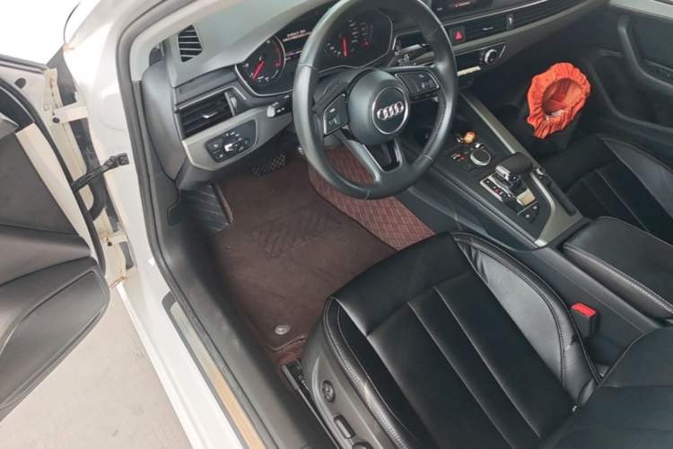 Used Audi A4L 2018 30th Anniversary Edition 40 TFSI Trendy Model Driver Seat