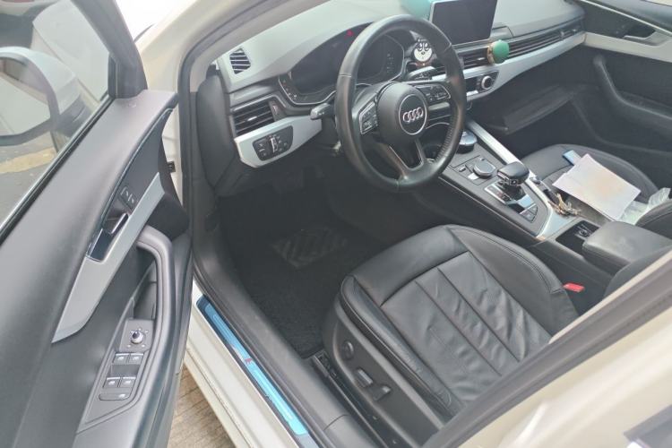 Used Audi A4L 2018 30th Anniversary Edition 40 TFSI Fashion Model Driver Seat