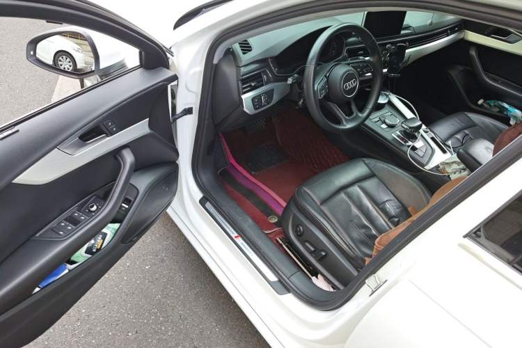 Used Audi A4L 2018 30th Anniversary Edition 40 TFSI Fashion Model Driver Seat
