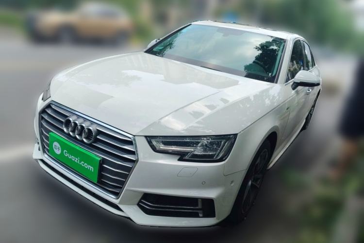Used Audi A4L 2018 30th Anniversary Edition 40 TFSI Sport Edition Guazi used car, China used car export, Used car for sale, Used cars, Cheapest cars for sale