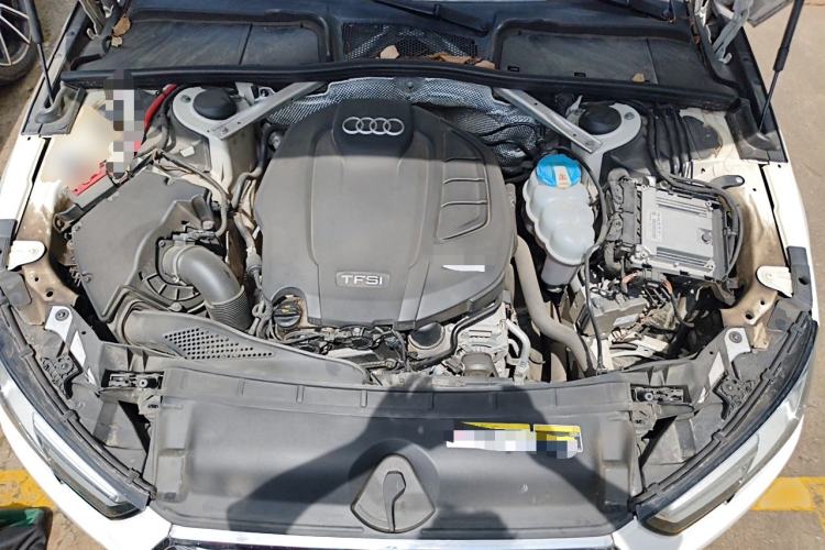 Used Audi A4L 2018 30th Anniversary Edition 40 TFSI Trendy Model Engine Bay