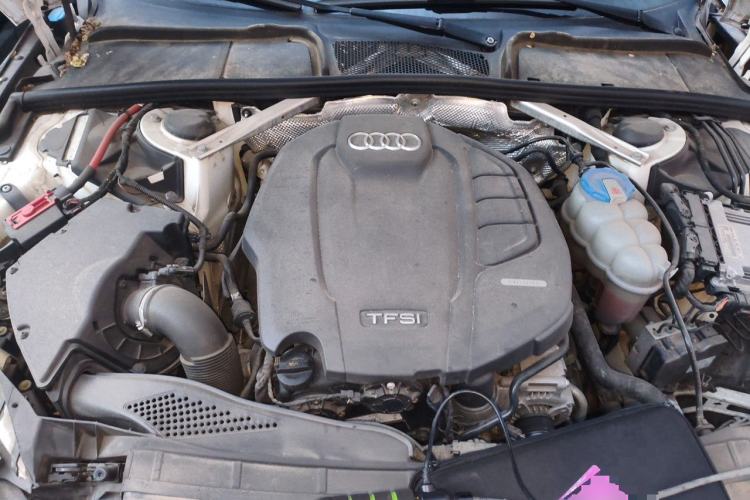 Used Audi A4L 2018 30th Anniversary Edition 40 TFSI Fashion Model Engine Bay