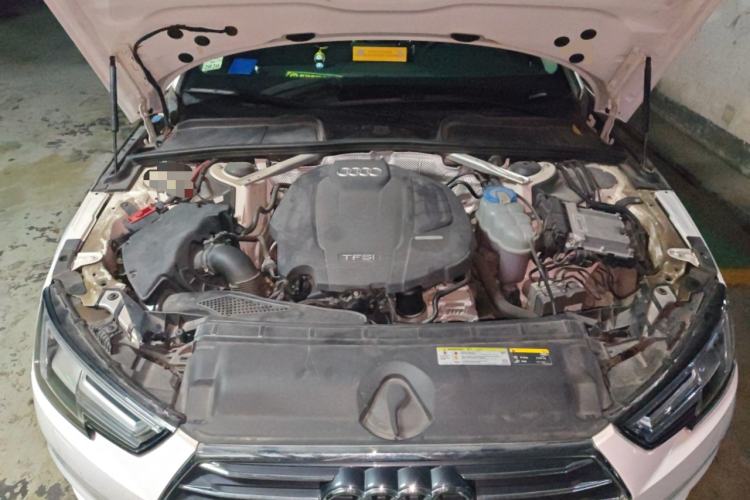 Used Audi A4L 2018 30th Anniversary Edition 40 TFSI Trendy Model Engine Bay