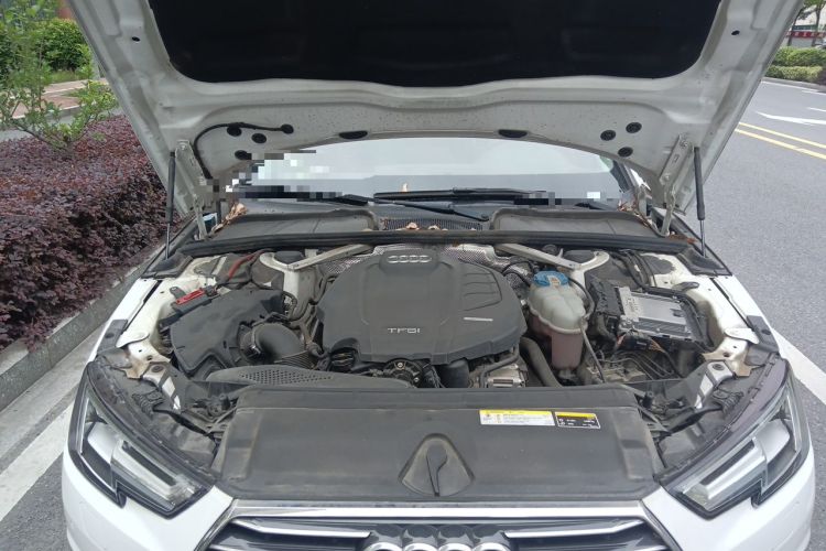 Used Audi A4L 2018 30th Anniversary Edition 40 TFSI Trendy Model Engine Bay