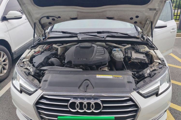 Used Audi A4L 2018 30th Anniversary Edition 40 TFSI Trendy Model Engine Bay