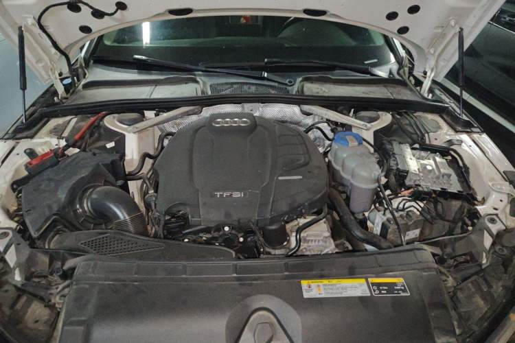 Used Audi A4L 2018 30th Anniversary Edition 45 TFSI quattro Individual Sport Edition Engine Bay