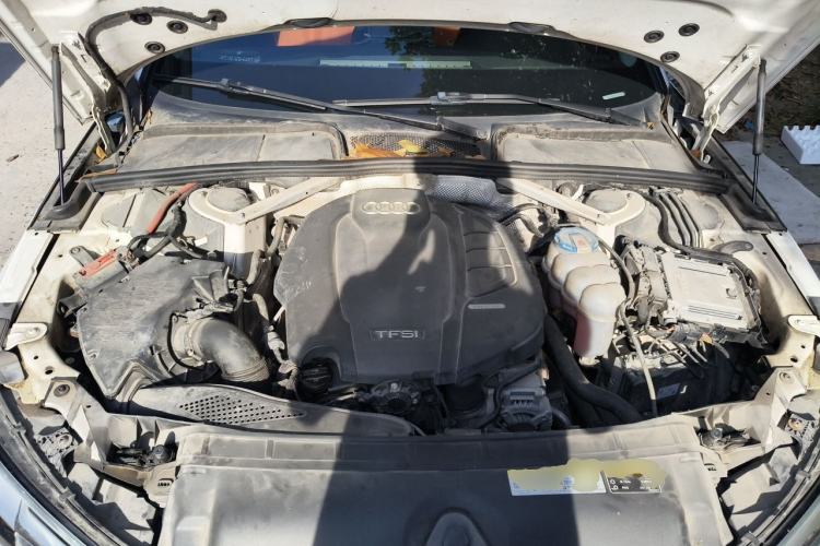 Used Audi A4L 2018 30th Anniversary Edition 40 TFSI Trendy Model Engine Bay
