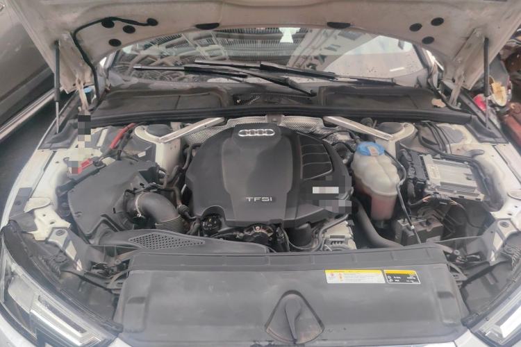 Used Audi A4L 2018 30th Anniversary Edition 40 TFSI Trendy Model Engine Bay