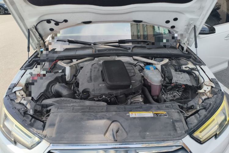Used Audi A4L 2018 30th Anniversary Edition 45 TFSI quattro Individual Sport Edition Engine Bay