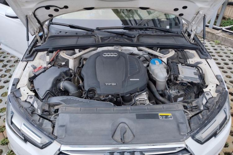Used Audi A4L 2018 30th Anniversary Edition 40 TFSI Trendy Model Engine Bay