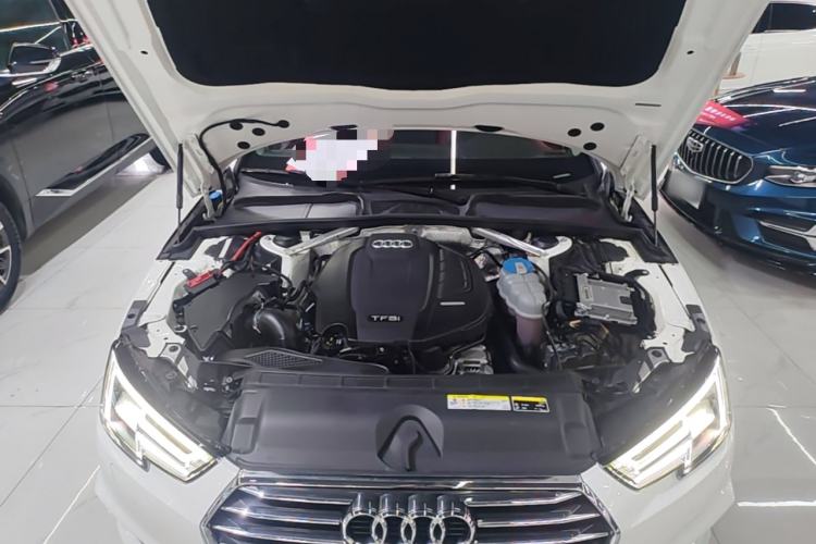 Used Audi A4L 2018 30th Anniversary Edition 40 TFSI Trendy Model Engine Bay