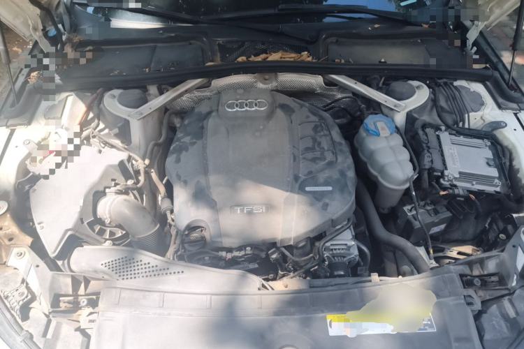 Used Audi A4L 2018 30th Anniversary Edition 40 TFSI Trendy Model Engine Bay