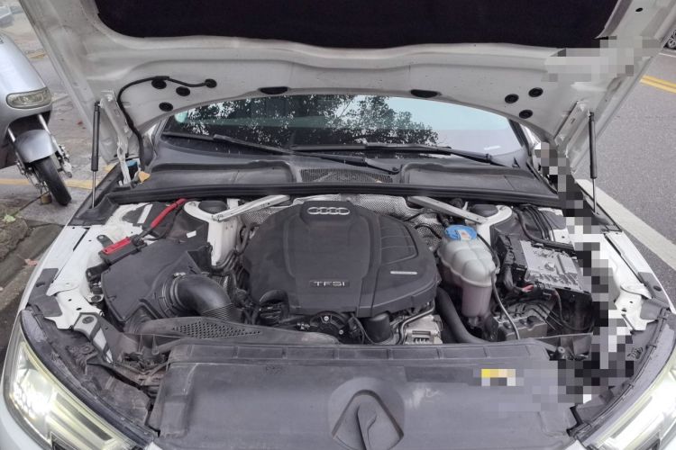 Used Audi A4L 2018 30th Anniversary Edition 45 TFSI quattro Individual Sport Edition Engine Bay