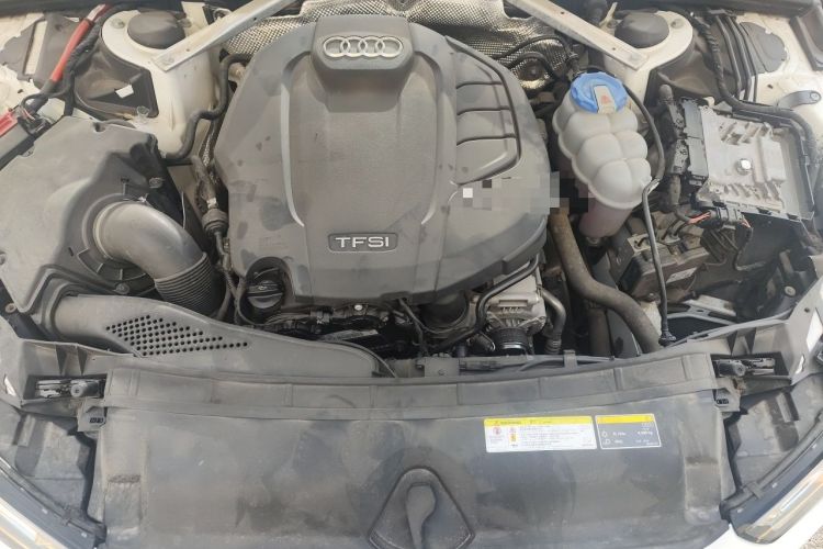 Used Audi A4L 2018 30th Anniversary Edition 45 TFSI quattro Sport model Engine Bay