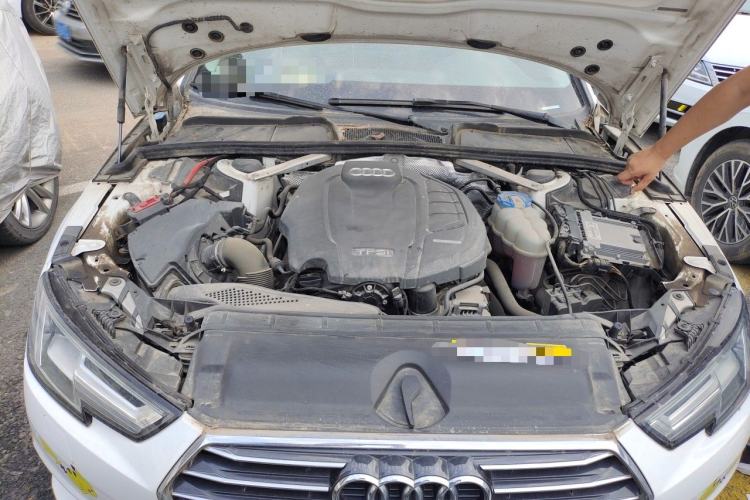Used Audi A4L 2018 30th Anniversary Edition 40 TFSI Trendy Model Engine Bay