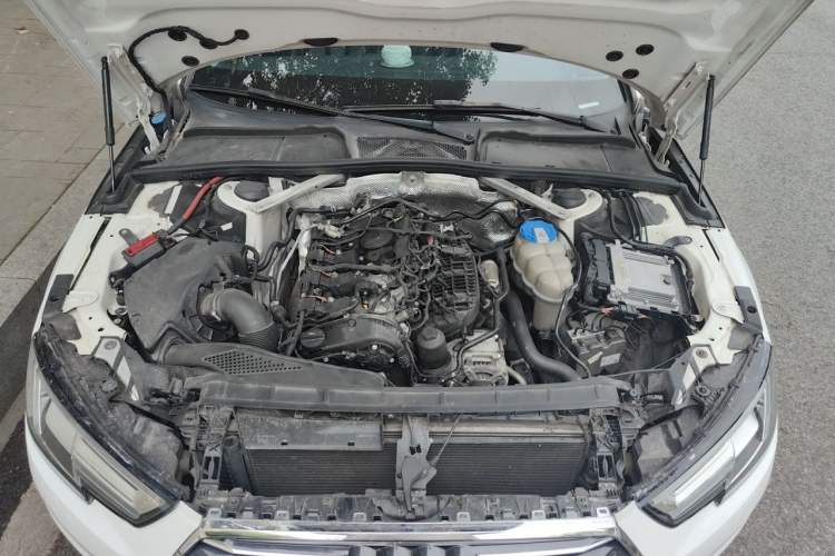 Used Audi A4L 2018 30th Anniversary Edition 40 TFSI Trendy Model Engine Bay