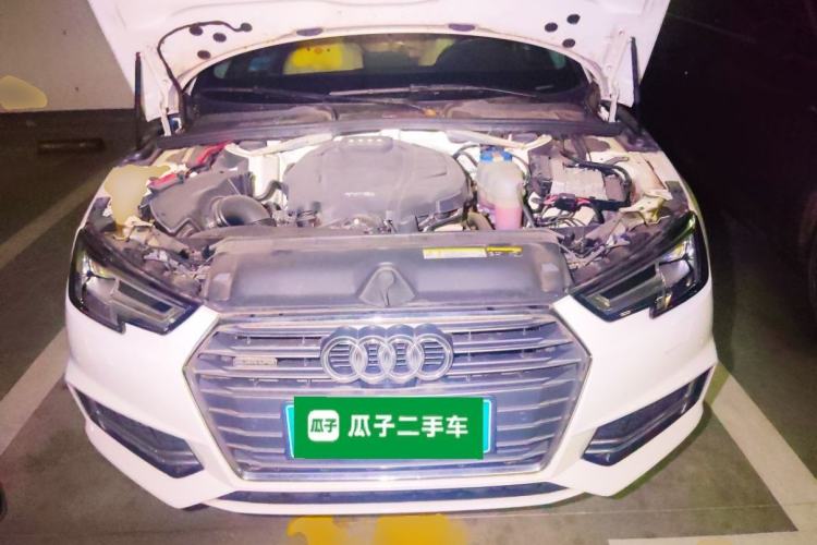 Used Audi A4L 2018 30th Anniversary Edition 45 TFSI quattro Individual Sport Edition Engine Bay