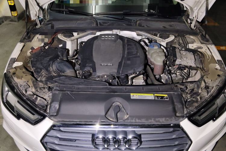 Used Audi A4L 2018 30th Anniversary Edition 45 TFSI quattro Individual Sport Edition Engine Bay
