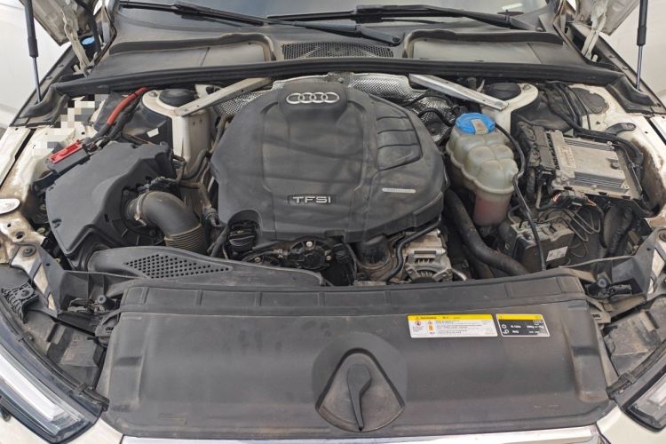 Used Audi A4L 2018 30th Anniversary Edition 40 TFSI Trendy Model Engine Bay
