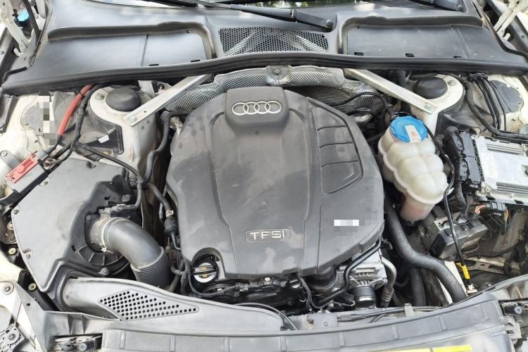 Used Audi A4L 2018 30th Anniversary Edition 40 TFSI Trendy Model Engine Bay