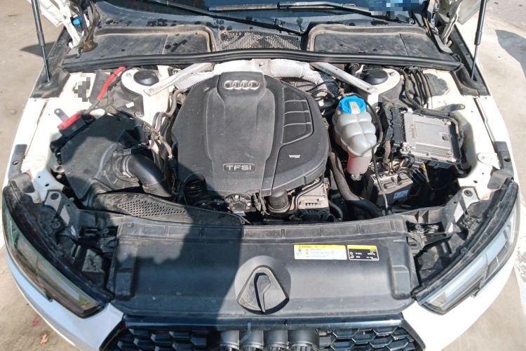 Used Audi A4L 2018 30th Anniversary Edition 40 TFSI Trendy Model Engine Bay