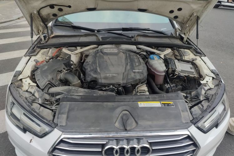 Used Audi A4L 2018 30th Anniversary Edition 40 TFSI Trendy Model Engine Bay