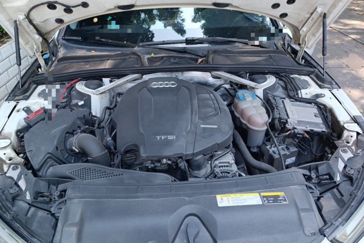 Used Audi A4L 2018 30th Anniversary Edition 40 TFSI Trendy Model Engine Bay