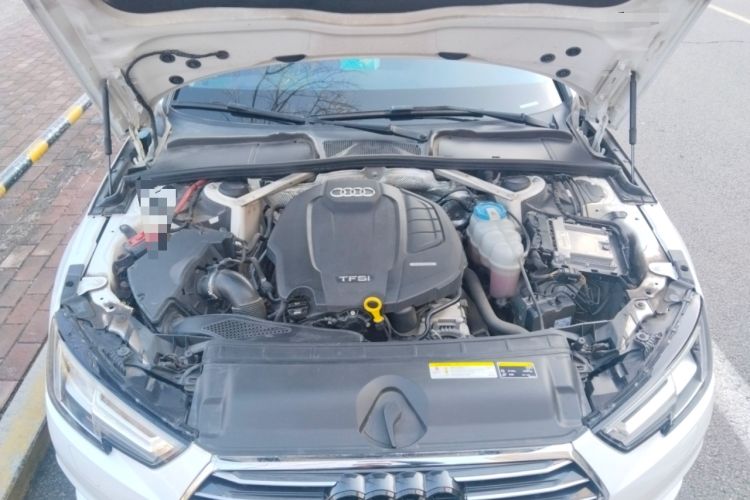 Used Audi A4L 2018 30th Anniversary Edition 40 TFSI Trendy Model Engine Bay