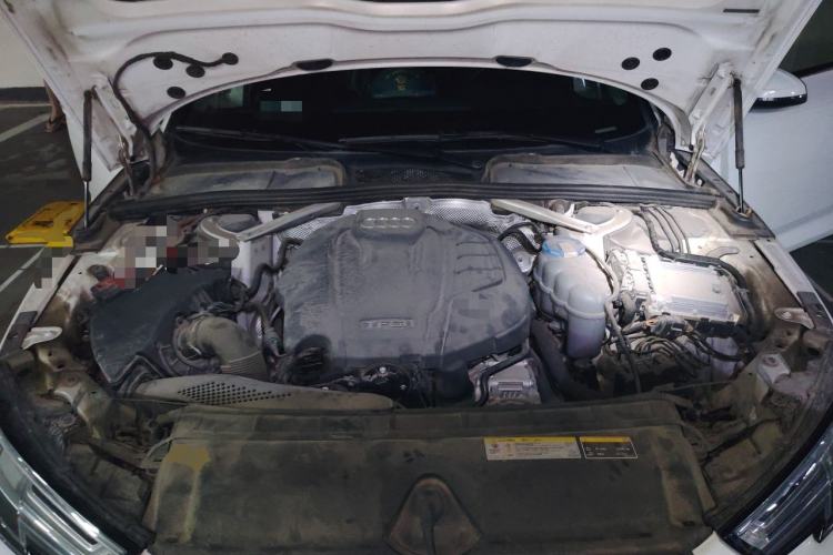 Used Audi A4L 2018 30th Anniversary Edition 40 TFSI Trendy Model Engine Bay