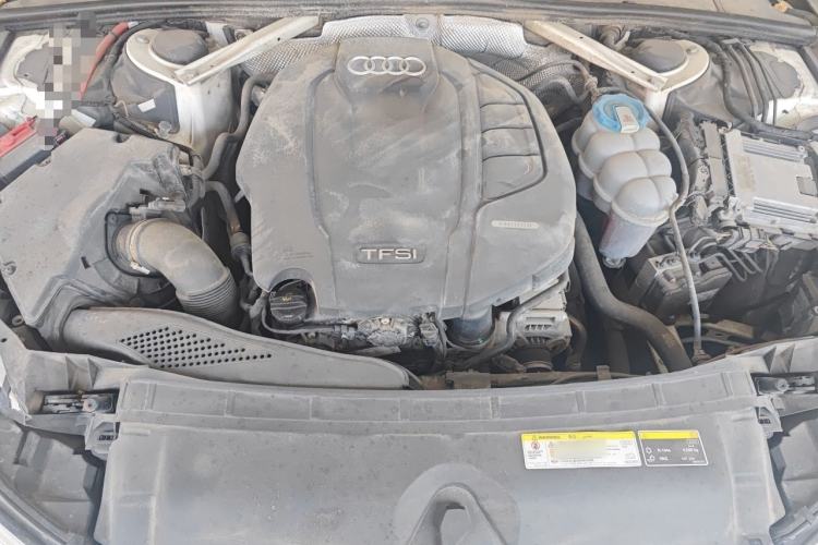 Used Audi A4L 2018 30th Anniversary Edition 40 TFSI Fashion Model Engine Bay