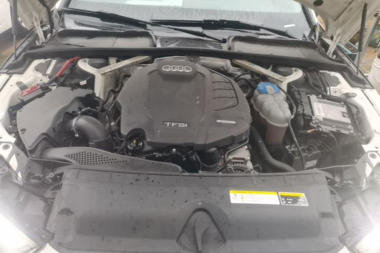 Used Audi A4L 2018 30th Anniversary Edition 40 TFSI Trendy Model Engine Bay