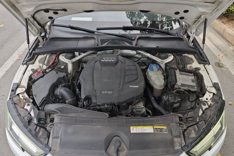 Used Audi A4L 2018 30th Anniversary Edition 40 TFSI Trendy Model Engine Bay
