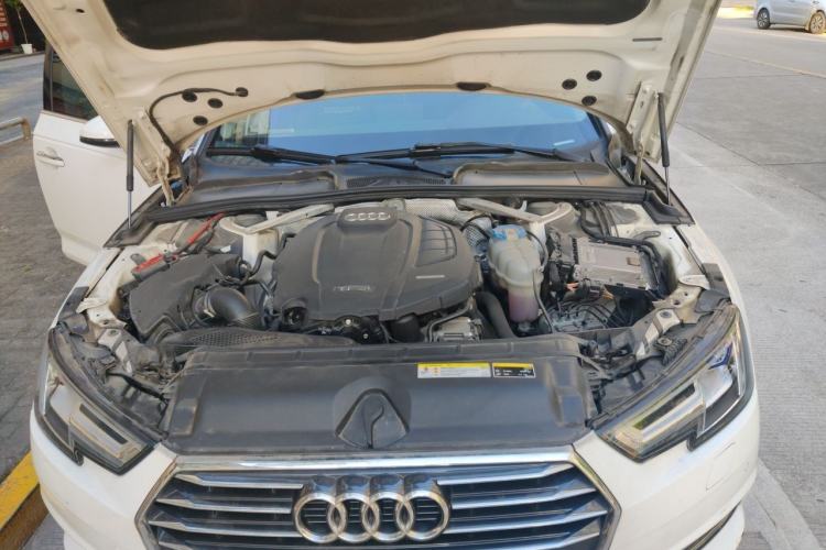 Used Audi A4L 2018 30th Anniversary Edition 40 TFSI Trendy Model Engine Bay
