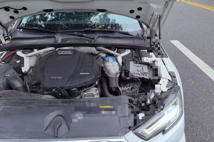 Used Audi A4L 2018 30th Anniversary Edition 45 TFSI quattro Individual Sport Edition Engine Bay Left
