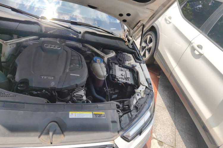 Used Audi A4L 2018 30th Anniversary Edition 45 TFSI quattro Individual Sport Edition Engine Bay Left