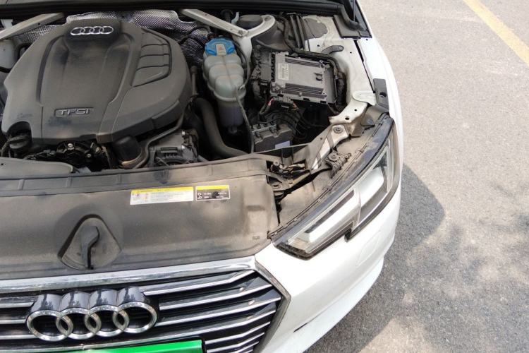 Used Audi A4L 2018 30th Anniversary Edition 40 TFSI Trendy Model Engine Bay Left