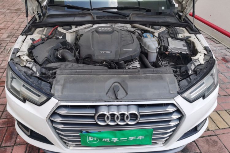 Used Audi A4L 2018 30th Anniversary Edition 45 TFSI quattro Sport model Engine Bay