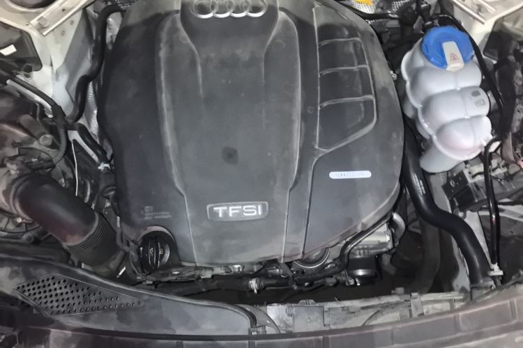 Used Audi A4L 2018 30th Anniversary Edition 40 TFSI Trendy Model Engine Bay