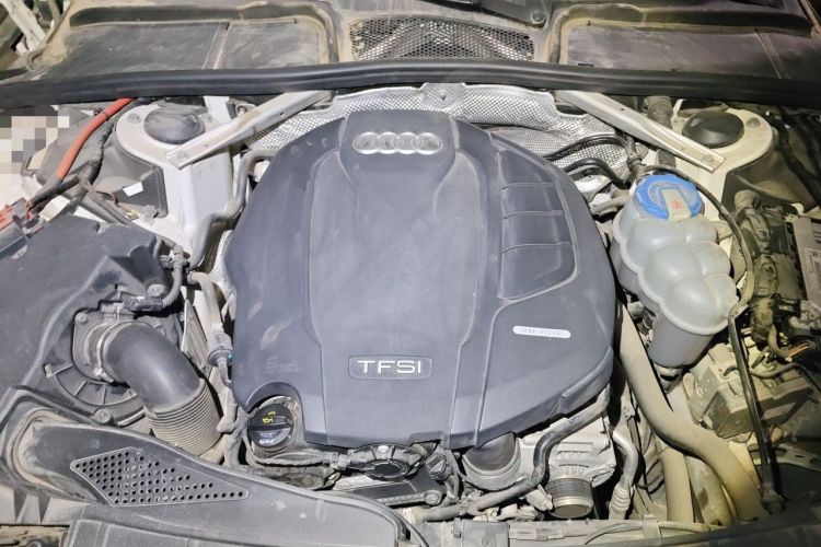 Used Audi A4L 2018 30th Anniversary Edition 40 TFSI Trendy Model Engine Bay