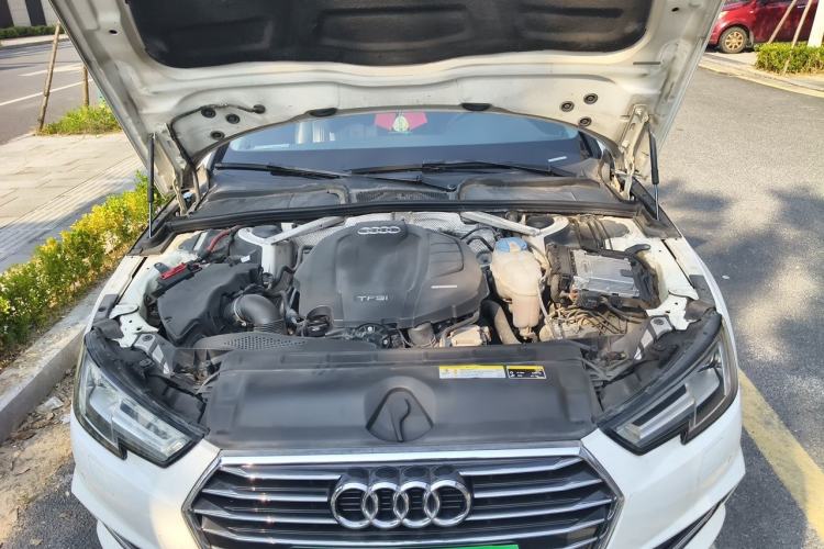 Used Audi A4L 2018 30th Anniversary Edition 40 TFSI Trendy Model Engine Bay