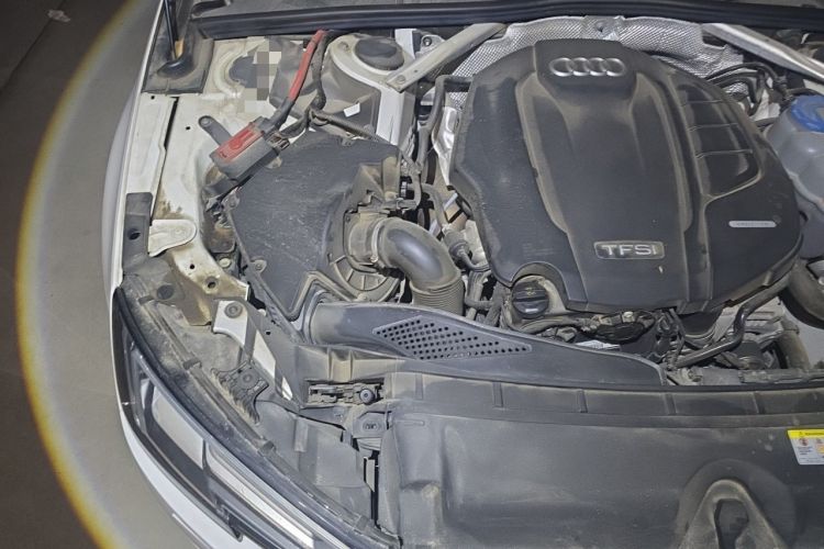Used Audi A4L 2018 30th Anniversary Edition 40 TFSI Trendy Model Engine Bay Right