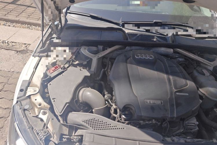 Used Audi A4L 2018 30th Anniversary Edition 45 TFSI quattro Individual Sport Edition Engine Bay Right