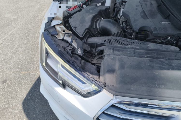 Used Audi A4L 2018 30th Anniversary Edition 45 TFSI quattro Individual Sport Edition Engine Bay Right