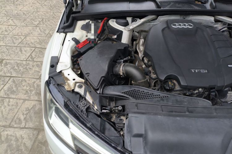 Used Audi A4L 2018 30th Anniversary Edition 40 TFSI Trendy Model Engine Bay Right