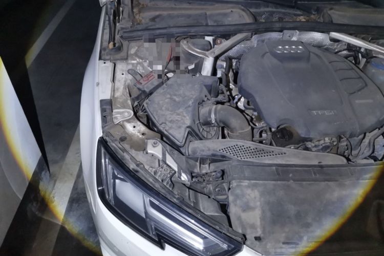 Used Audi A4L 2018 30th Anniversary Edition 40 TFSI Trendy Model Engine Bay Right