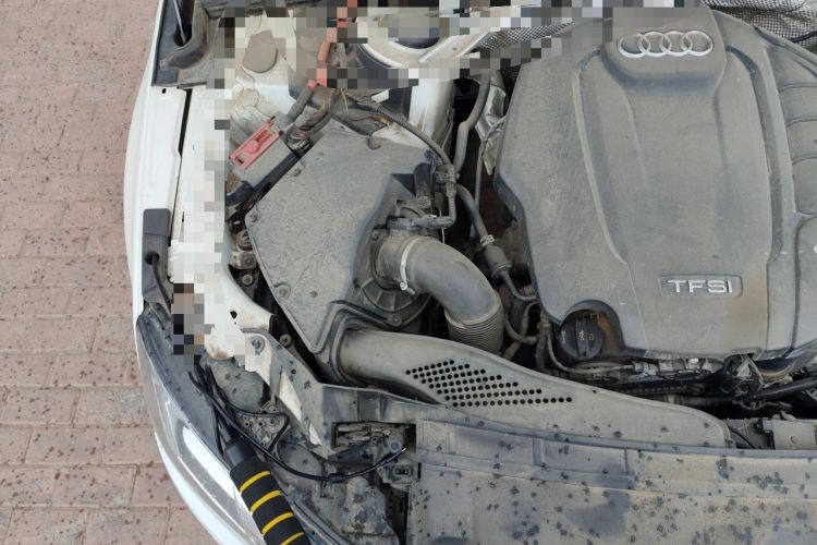 Used Audi A4L 2018 30th Anniversary Edition 40 TFSI Fashion Model Engine Bay Right